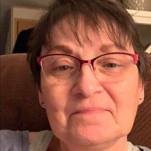 Meet your Posher, Pam